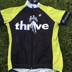 NWT nice neon green Kaiser biking shirt